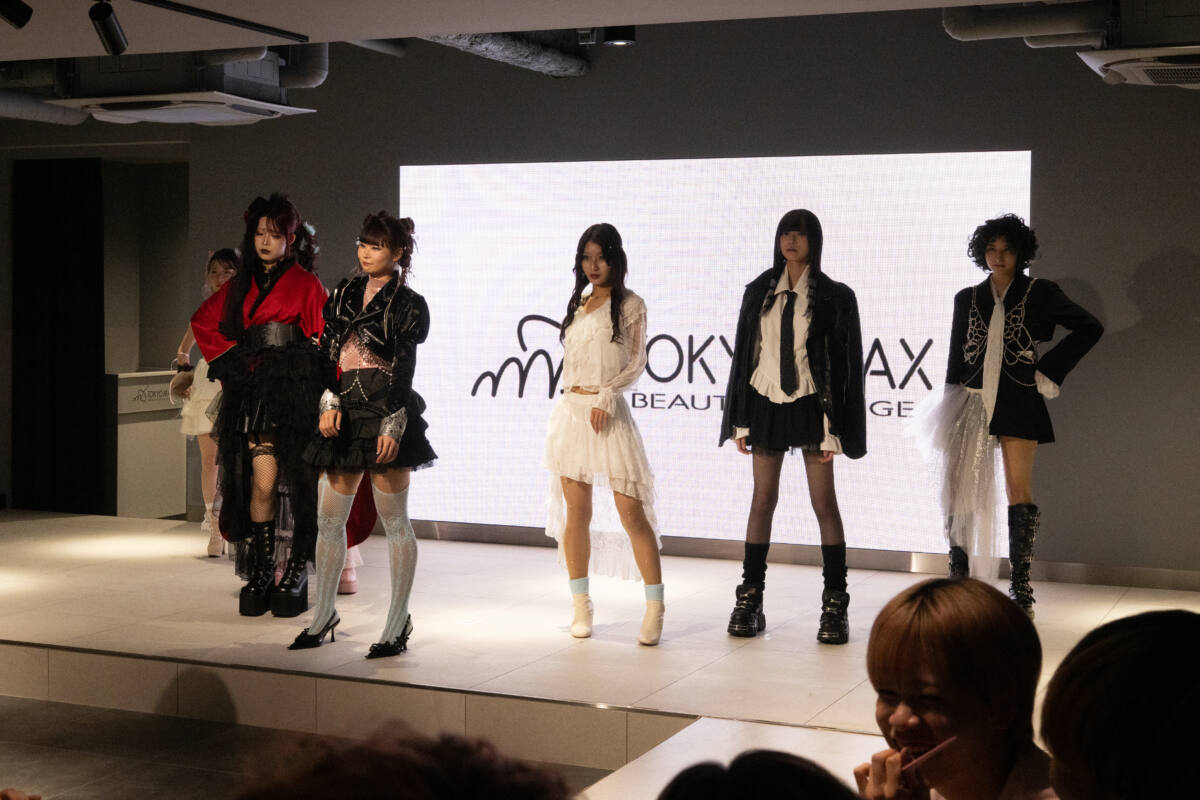 サポートサロン・コレクション＆校舎リノベーションお披露目懇親会を行いましたのイメージ画像です。